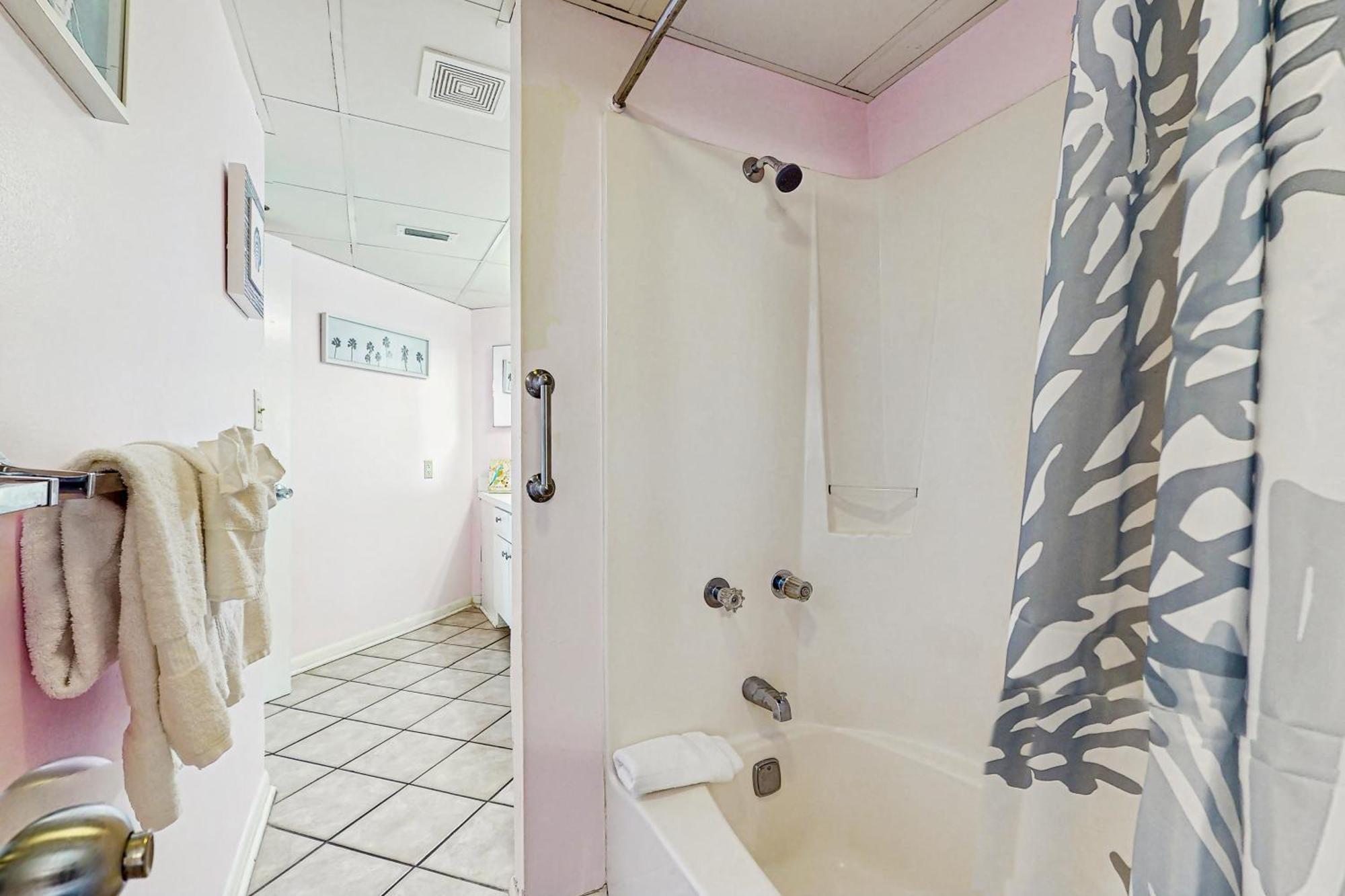 Sunbird 1107e Apartment *